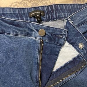 Wide leg jeans - never worn